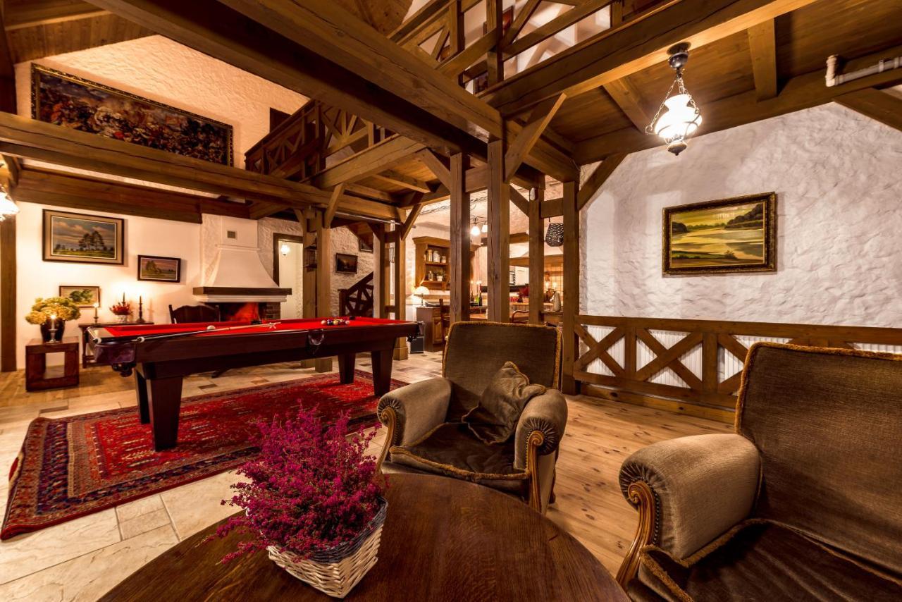 Hotel Dworek Wiktorowo Budki Petrykowskie Exteriér fotografie