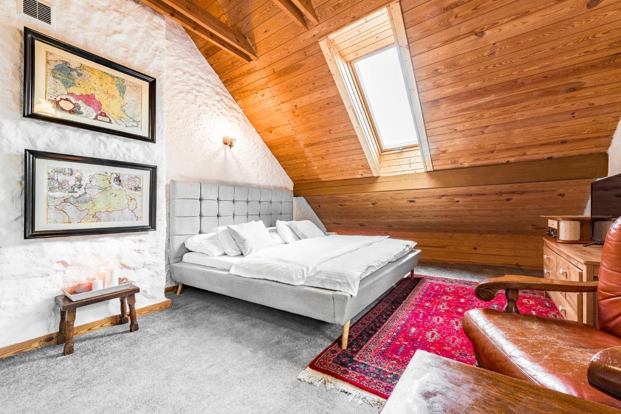 Hotel Dworek Wiktorowo Budki Petrykowskie Exteriér fotografie