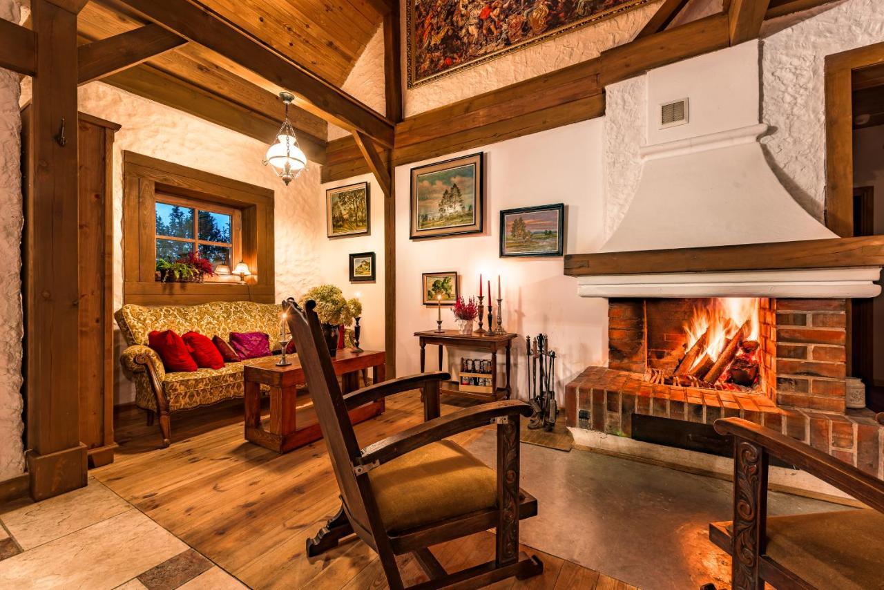 Hotel Dworek Wiktorowo Budki Petrykowskie Exteriér fotografie